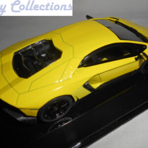 LAMBORGHINI AVENTADO LP720-4 50° ANNIVERSAIRE DE 2013 1/43ème