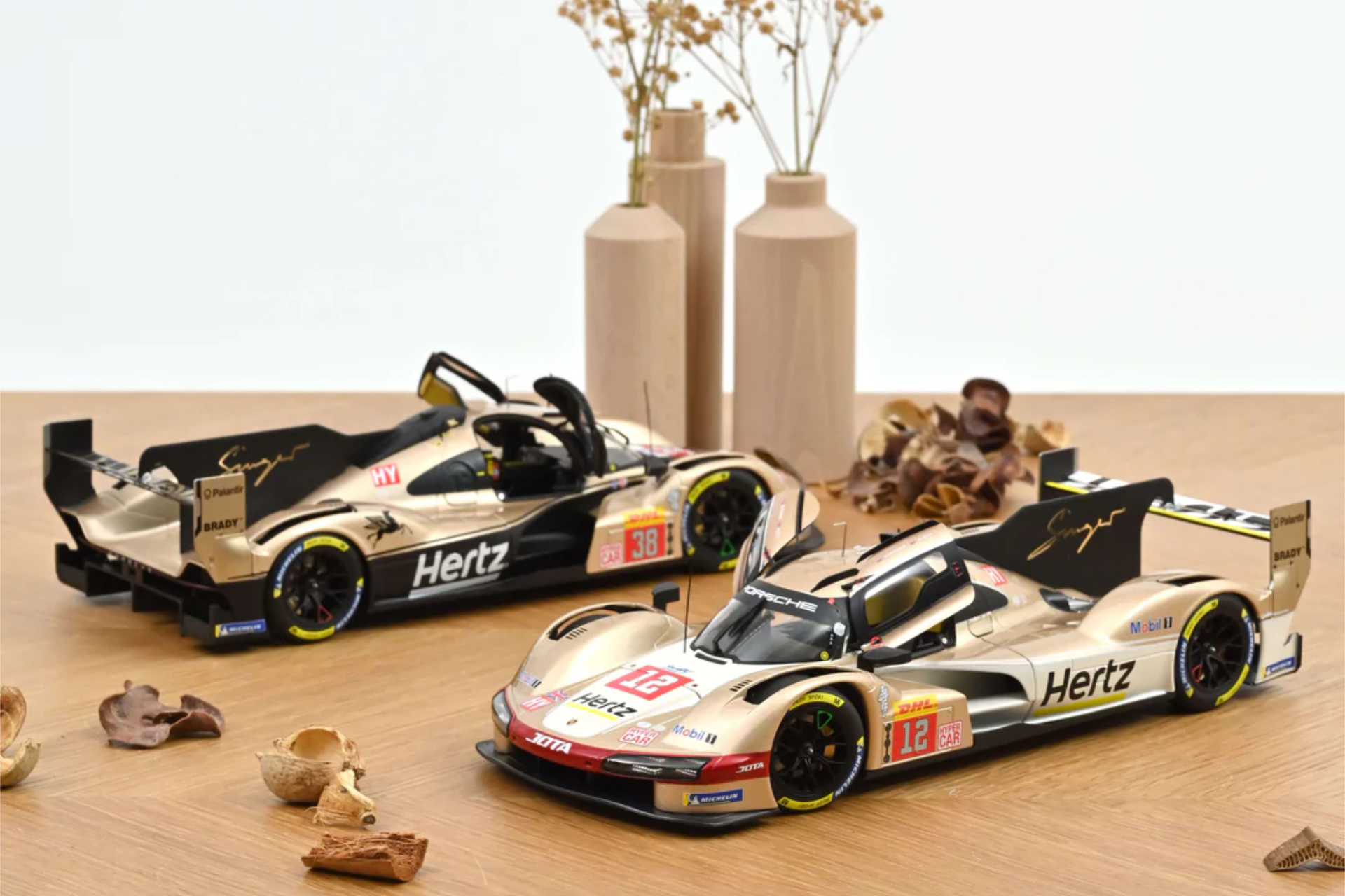 porsche-norev-le-mans-slide